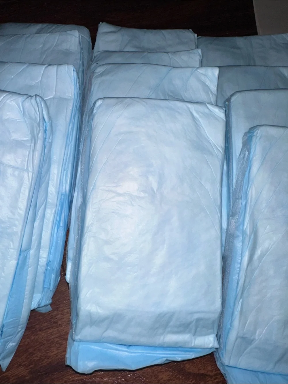 Blue Disposable Bed Underpads - Pack of Absorbent Liners